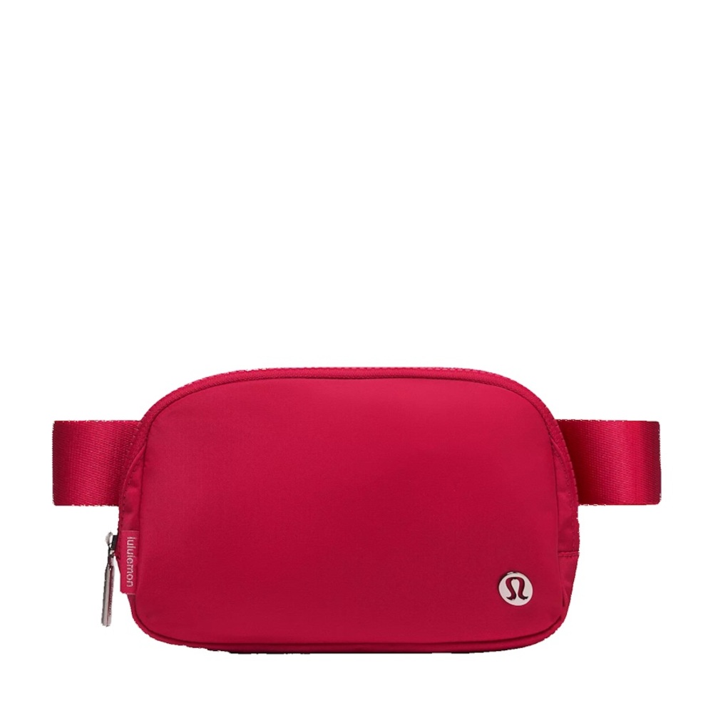 Lululemon Everywhere Belt Bag 1L in Pink Dragon Fruit